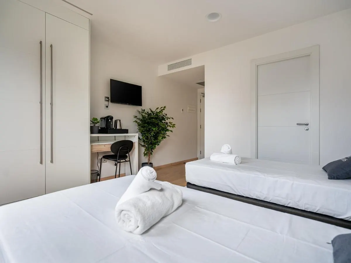 Limehome Barcelona Carrer De Fontcoberta - Digital Access