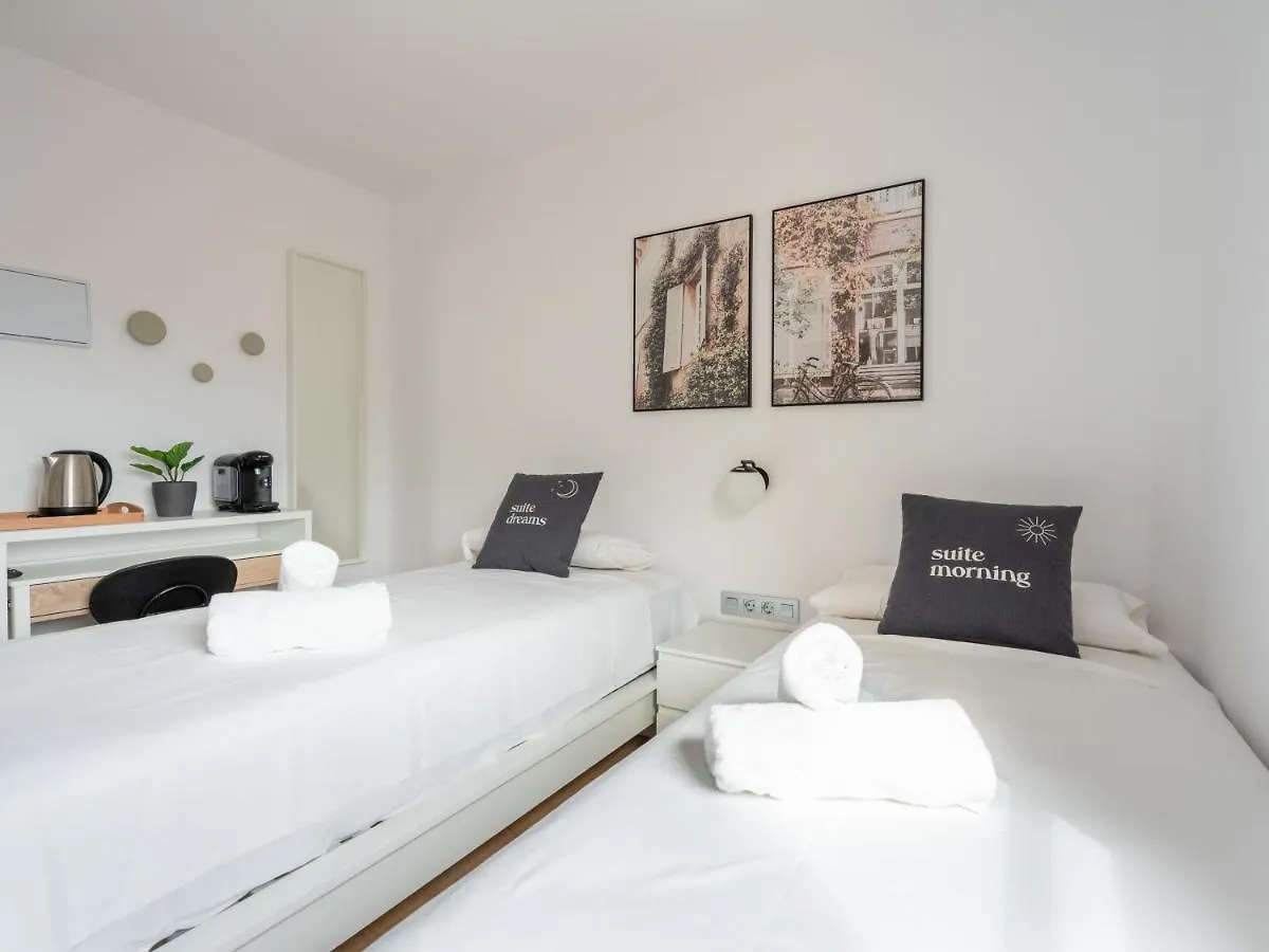 Limehome Barcelona Carrer De Fontcoberta - Digital Access Hotel