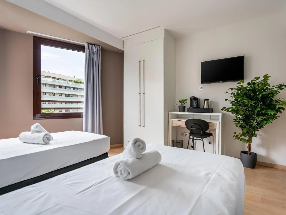 Limehome Barcelona Carrer De Fontcoberta - Digital Access