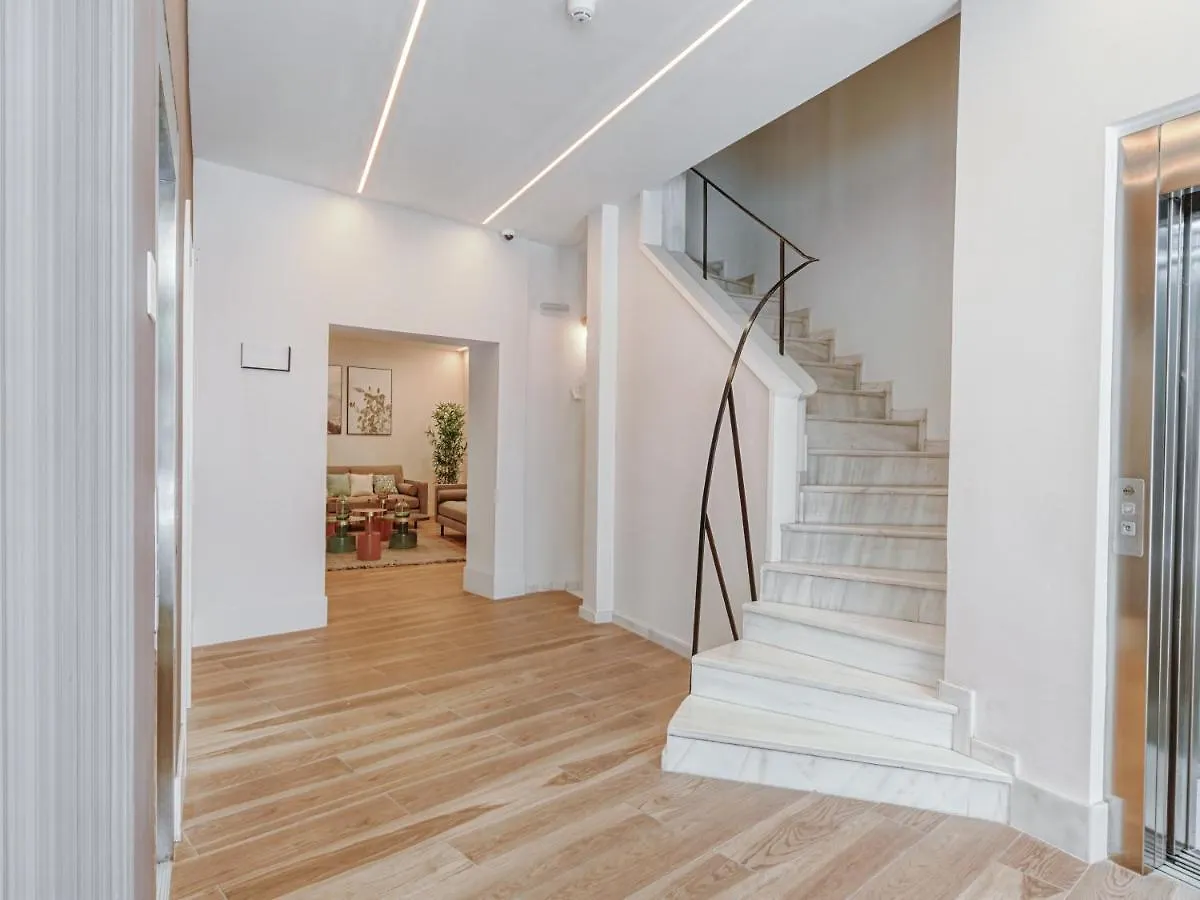 Hotel Limehome Barcelona Carrer De Fontcoberta - Digital Access Spain